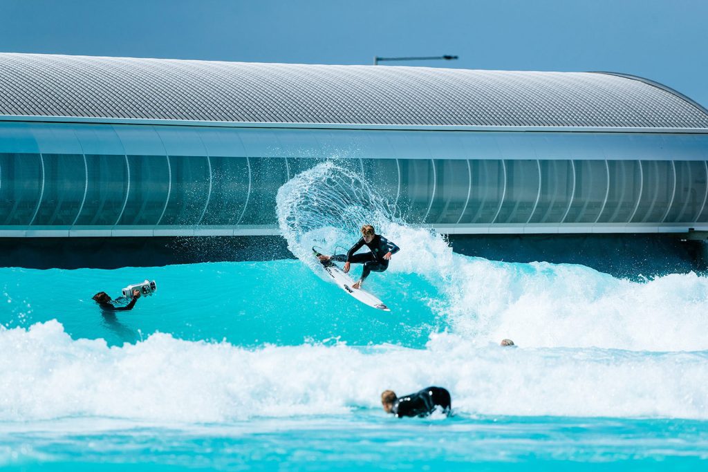 Surf park Melbourne experience at URBNSURF