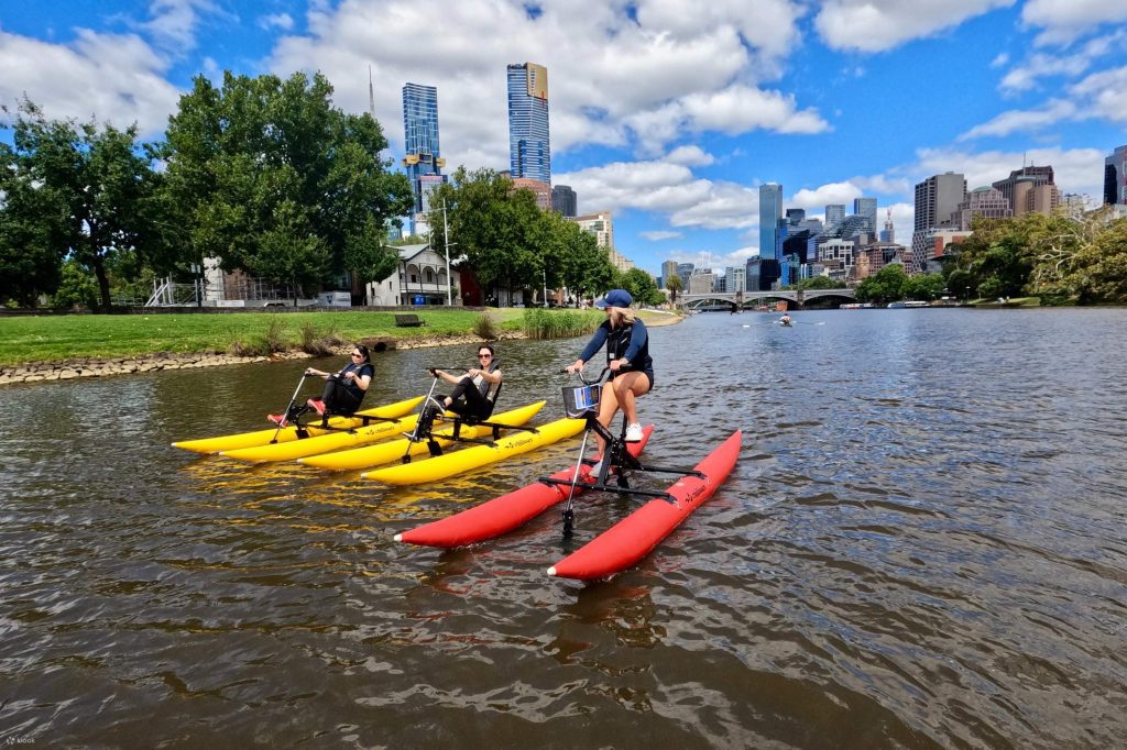 Yarra River waterbike tour in Melbourne Experience the Yarra River Waterbike Tour and see Melbourne like never before!